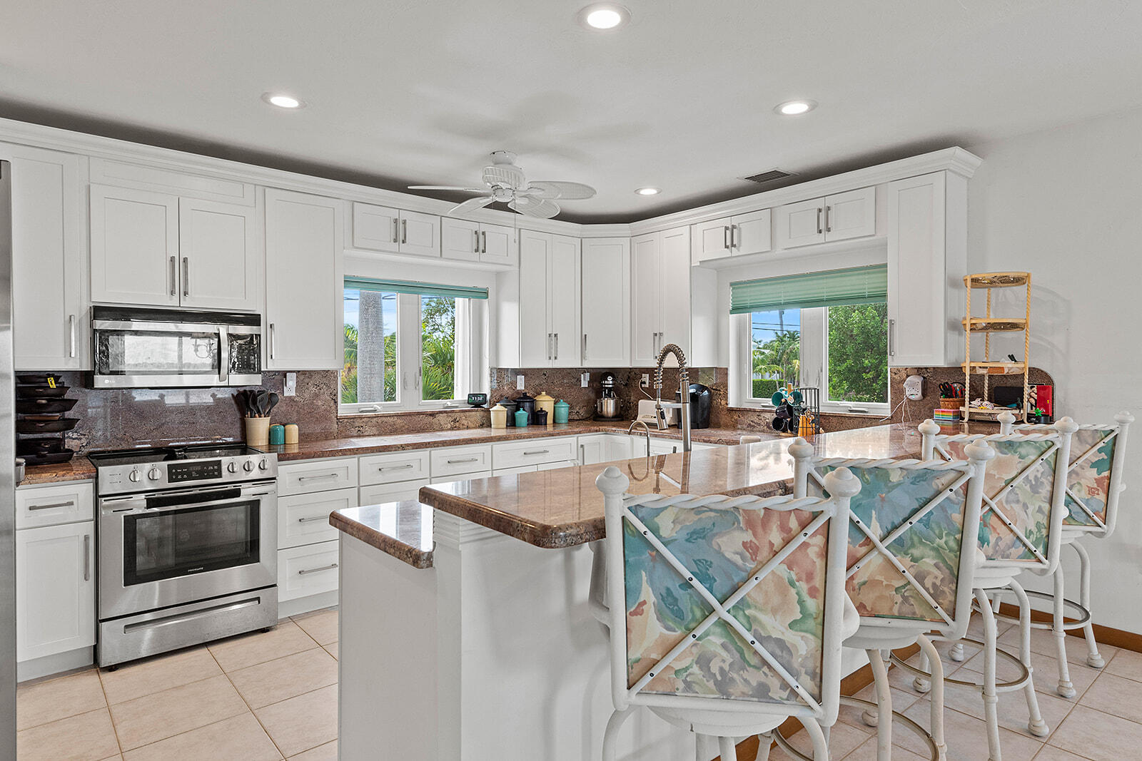 226 Corsair Road Marathon, FL 33050 - Photo 6 of 38 3M4A7571