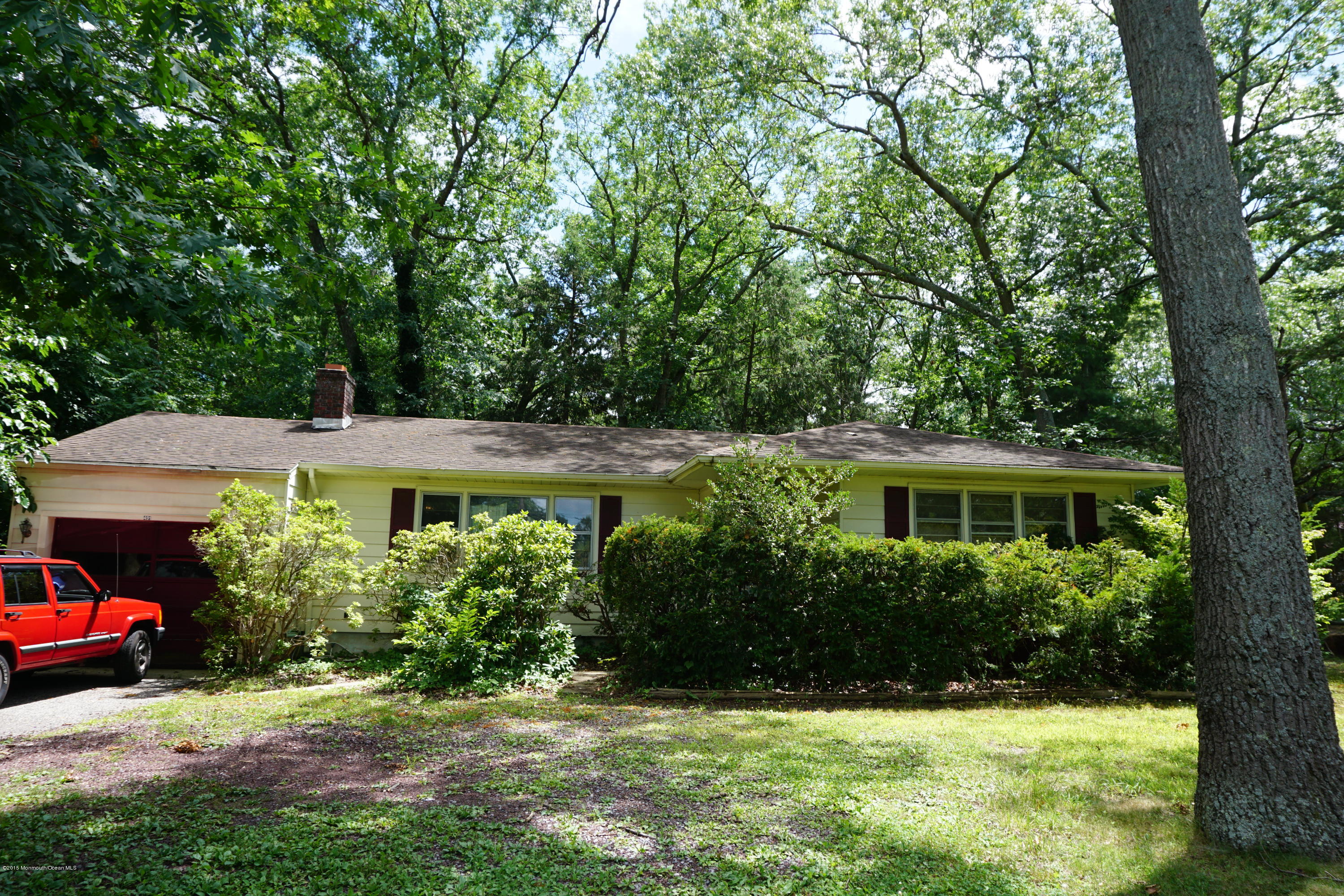 491 Lakehurst Road Toms River, NJ 08755 - Photo 1 of 4 Front 4