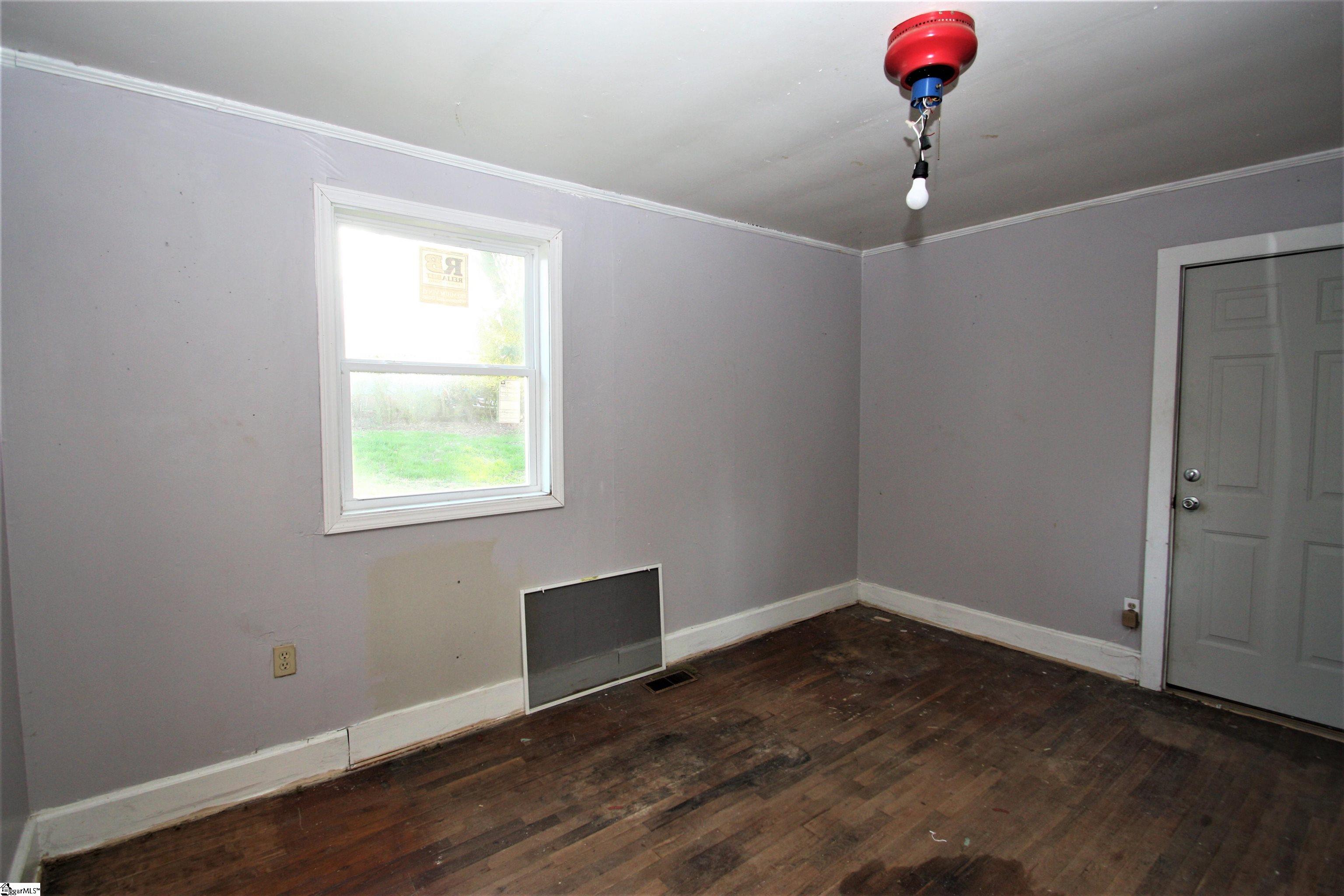 115 Spring Street Laurens, SC 29360 - Photo 22 of 35 Gallery Image 22