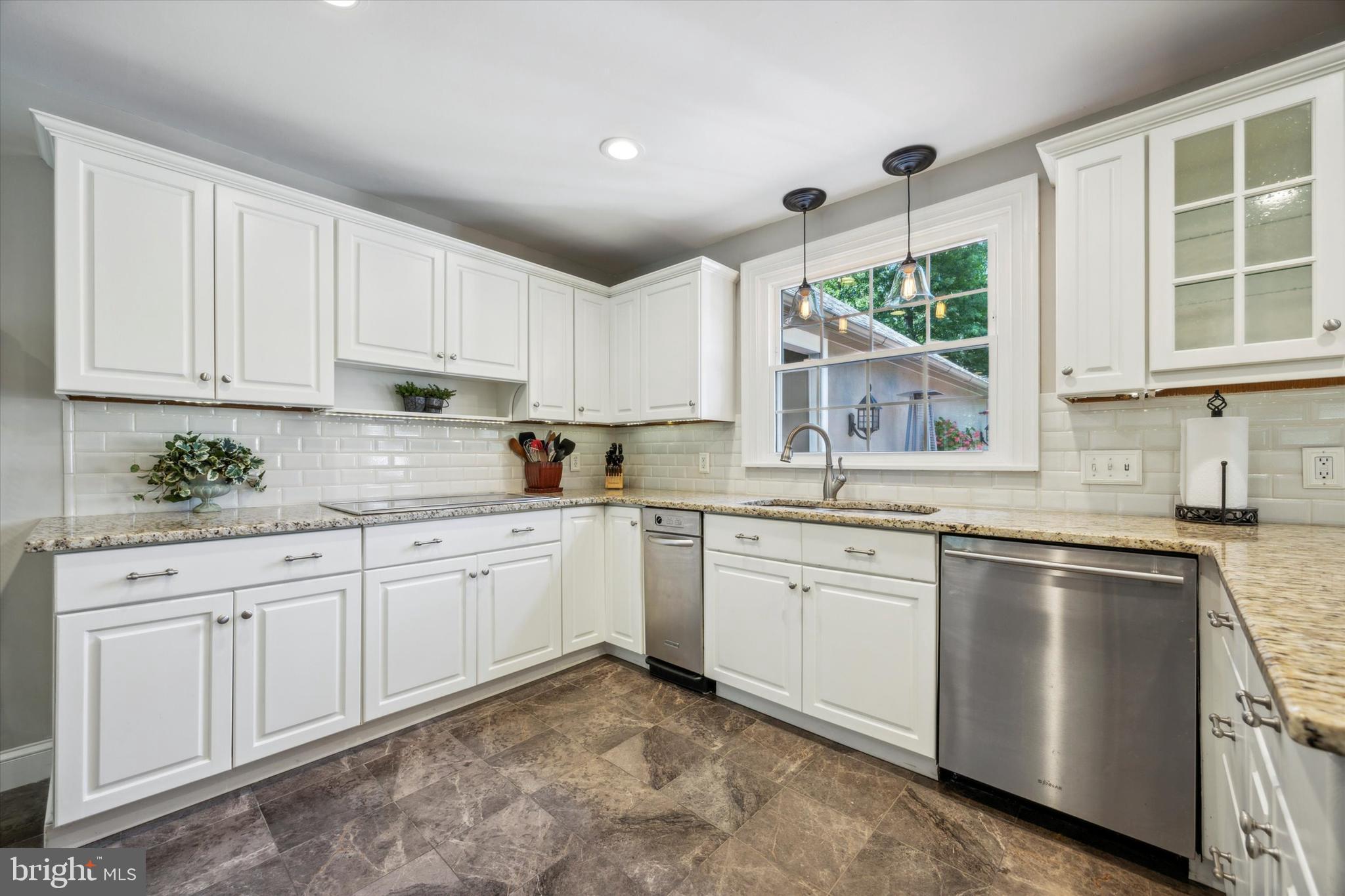 4489 McNeil Road Doylestown, PA 18902 - Photo 13 of 60
