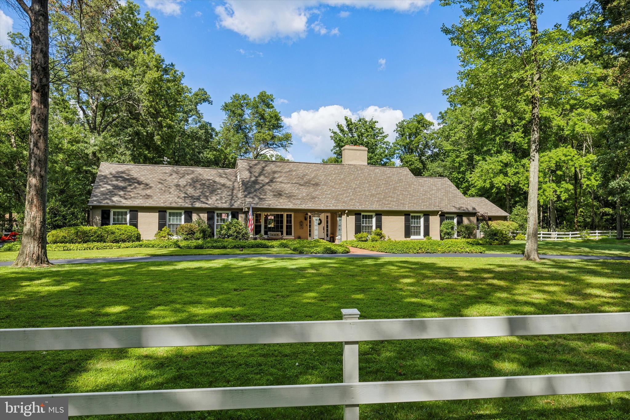 4489 McNeil Road Doylestown, PA 18902 - Photo 3 of 60