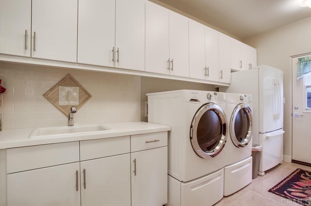 7168 Sitio Corazon Carlsbad, CA 92009 - Photo 17 of 34