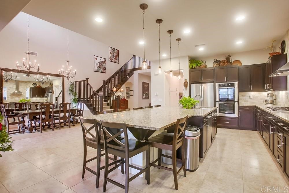 7168 Sitio Corazon Carlsbad, CA 92009 - Photo 7 of 34