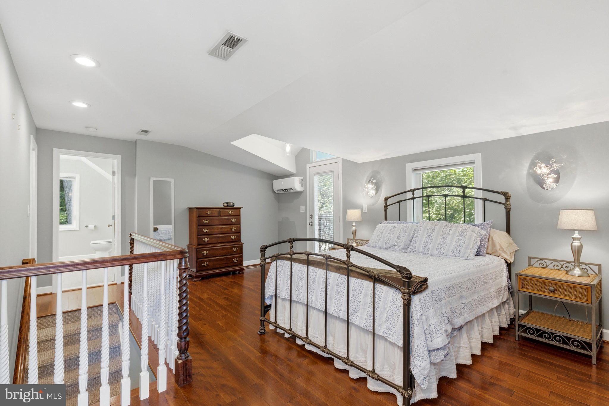 2617 South Arlington Ridge Road Arlington, VA 22202 - Photo 48 of 90 Gallery Image 48