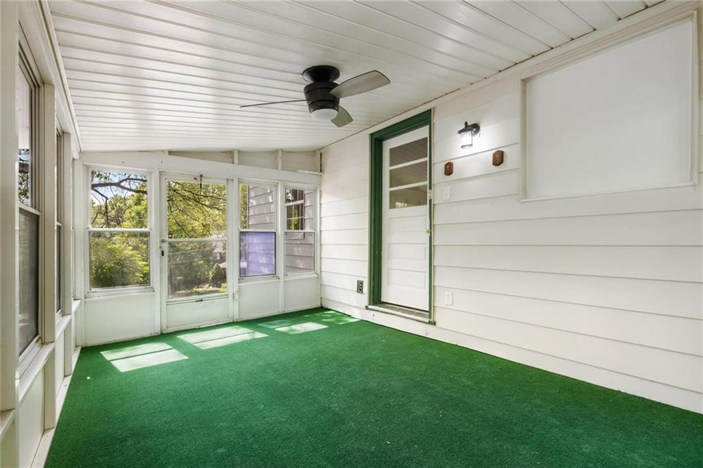 159 Idlewood Road Pittsburgh, PA 15235 - Photo 19 of 28 Gallery Image 19