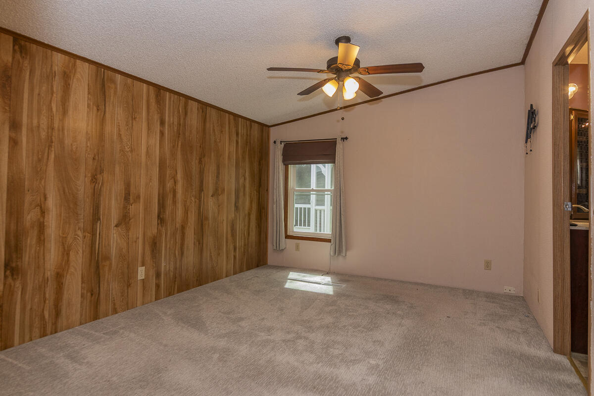 10303 Walnut Drive Three Rivers, MI 49093 - Photo 16 of 42 10303Walnut-6