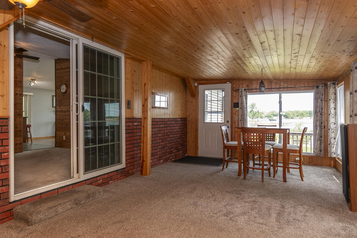 10303 Walnut Drive Three Rivers, MI 49093 - Photo 21 of 42 10303Walnut-34