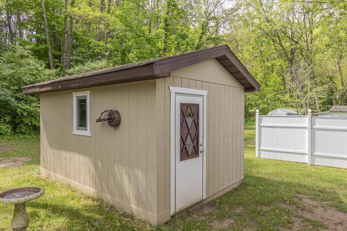10303 Walnut Drive Three Rivers, MI 49093 - Photo 29 of 42 10303Walnut-37