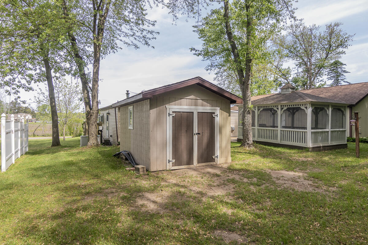 10303 Walnut Drive Three Rivers, MI 49093 - Photo 30 of 42 10303Walnut-39