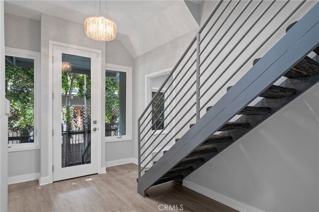 $9,000 | 1435 North Orange Grove Avenue, West Hollywood, CA 90046