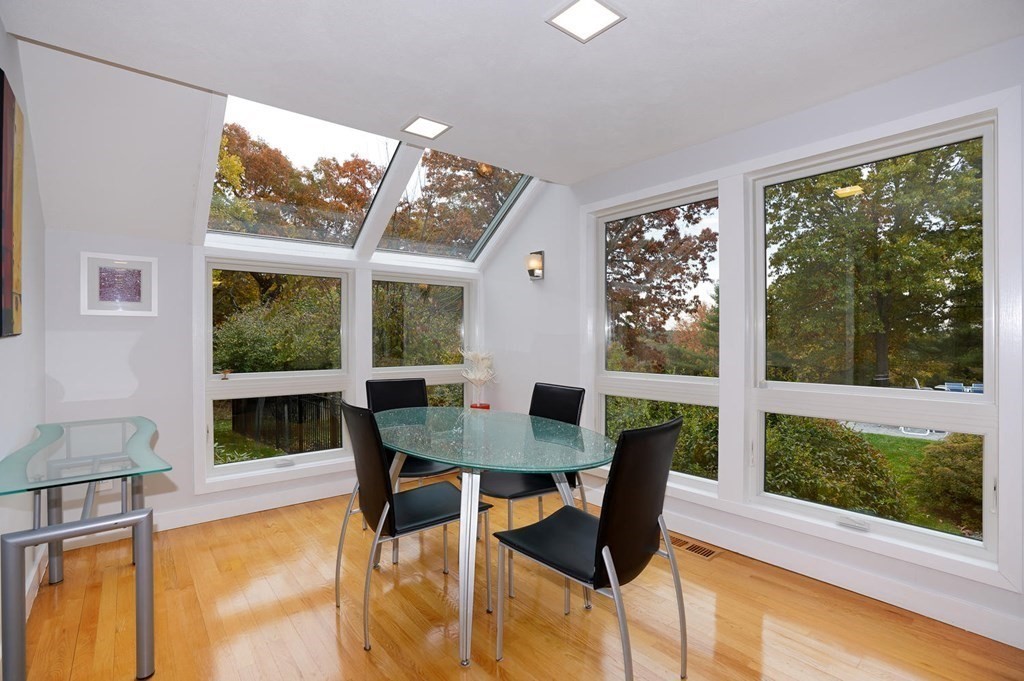 566 Middle Road Boxborough, MA 01719 - Photo 13 of 42