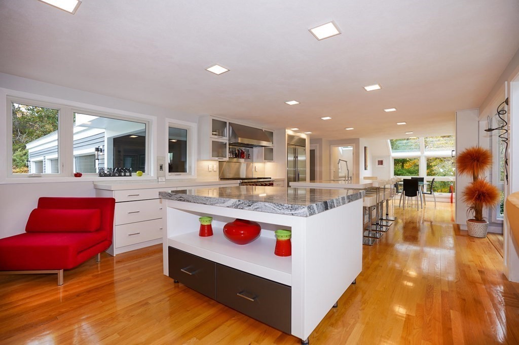 566 Middle Road Boxborough, MA 01719 - Photo 14 of 42