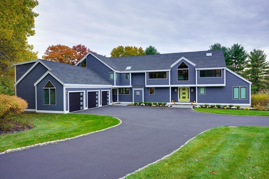 566 Middle Road Boxborough, MA 01719 - Photo 2 of 42