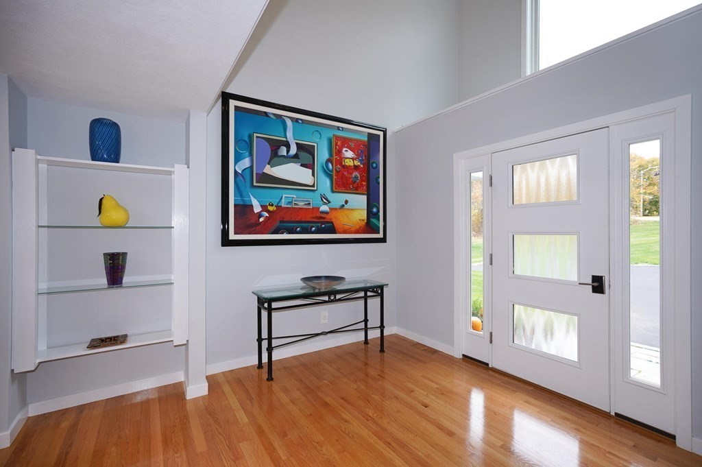 566 Middle Road Boxborough, MA 01719 - Photo 22 of 42