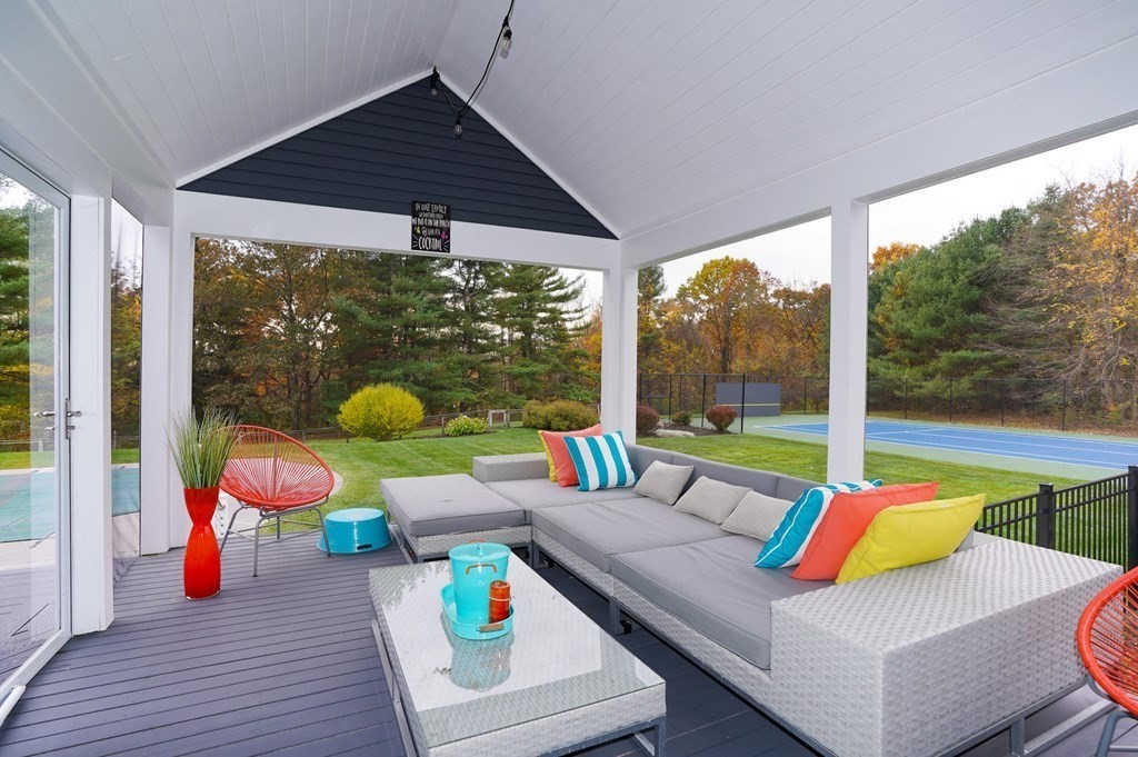 566 Middle Road Boxborough, MA 01719 - Photo 7 of 42