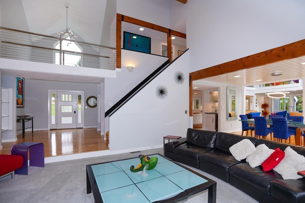 566 Middle Road Boxborough, MA 01719 - Photo 10 of 42