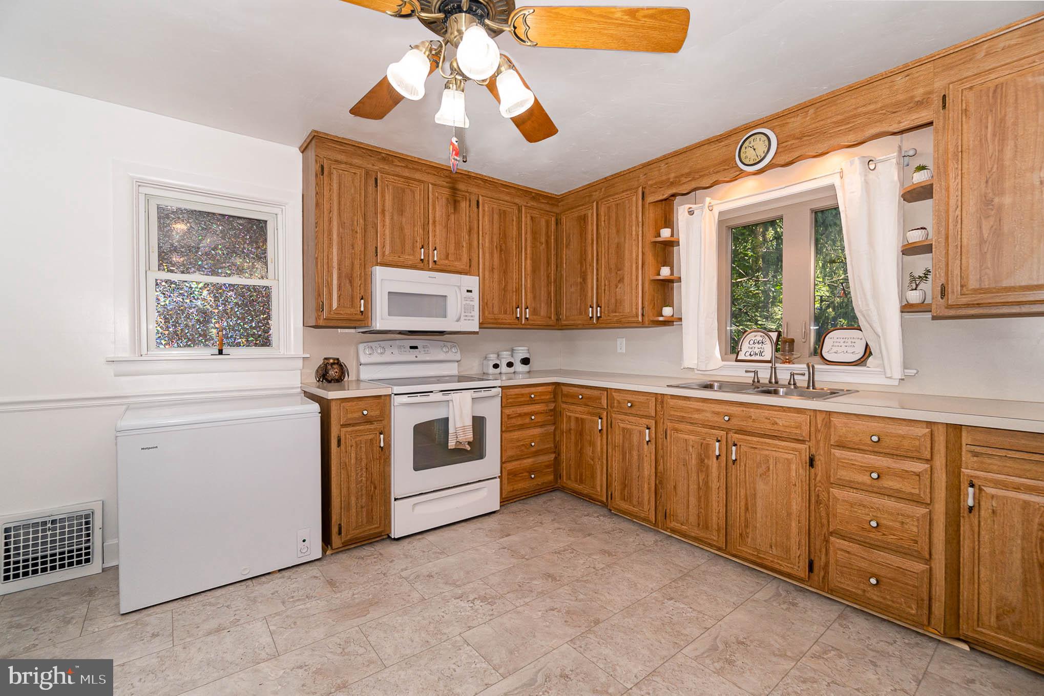 665 West Middle Street Hanover, PA 17331 - Photo 6 of 43 Gallery Image 6