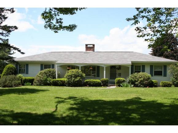 694 County Road New London, NH 03257 - Photo 1 of 1