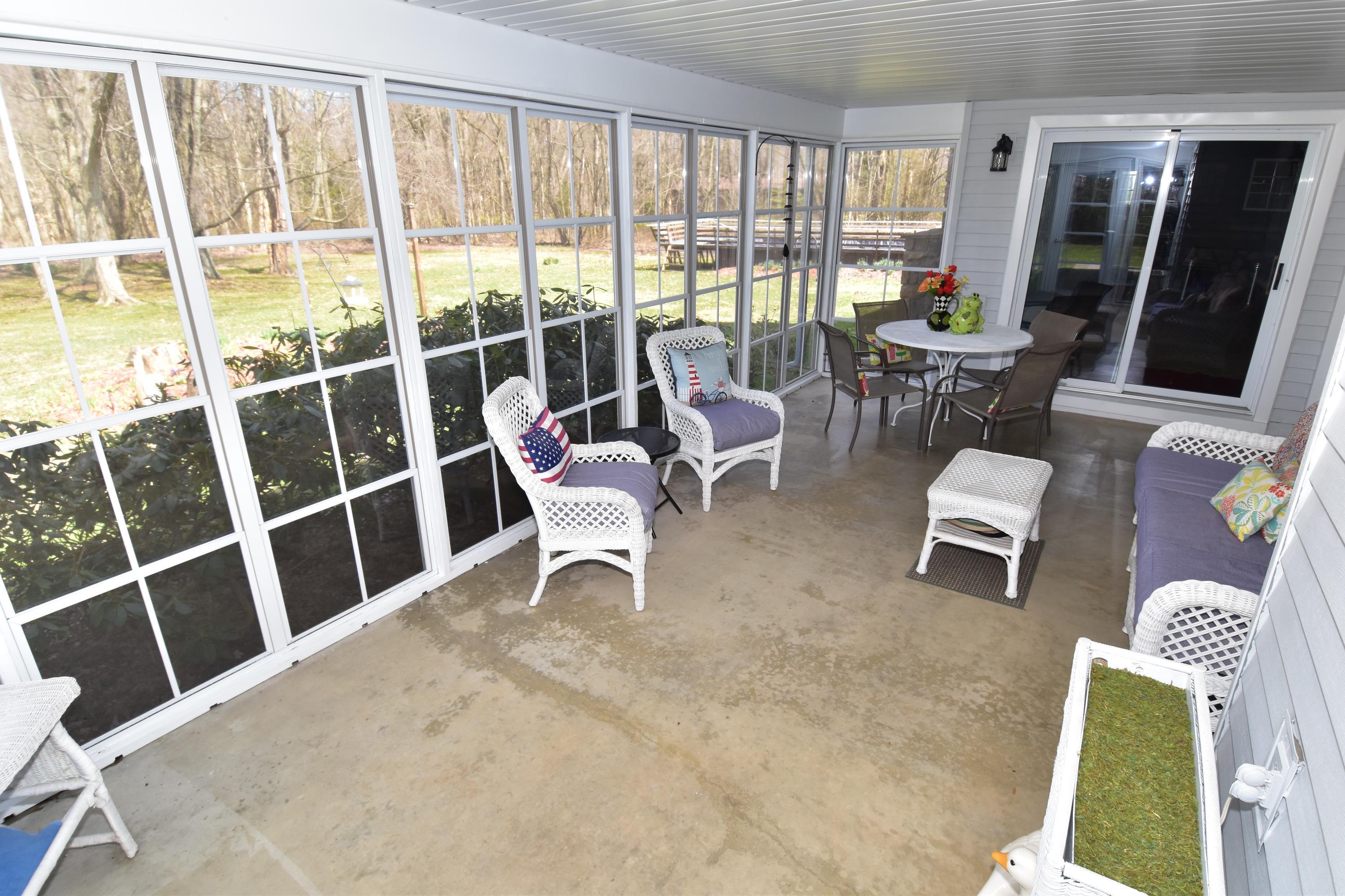 9796 Refugee Road Southwest Pataskala, OH 43062 - Photo 13 of 59 Gallery Image 13