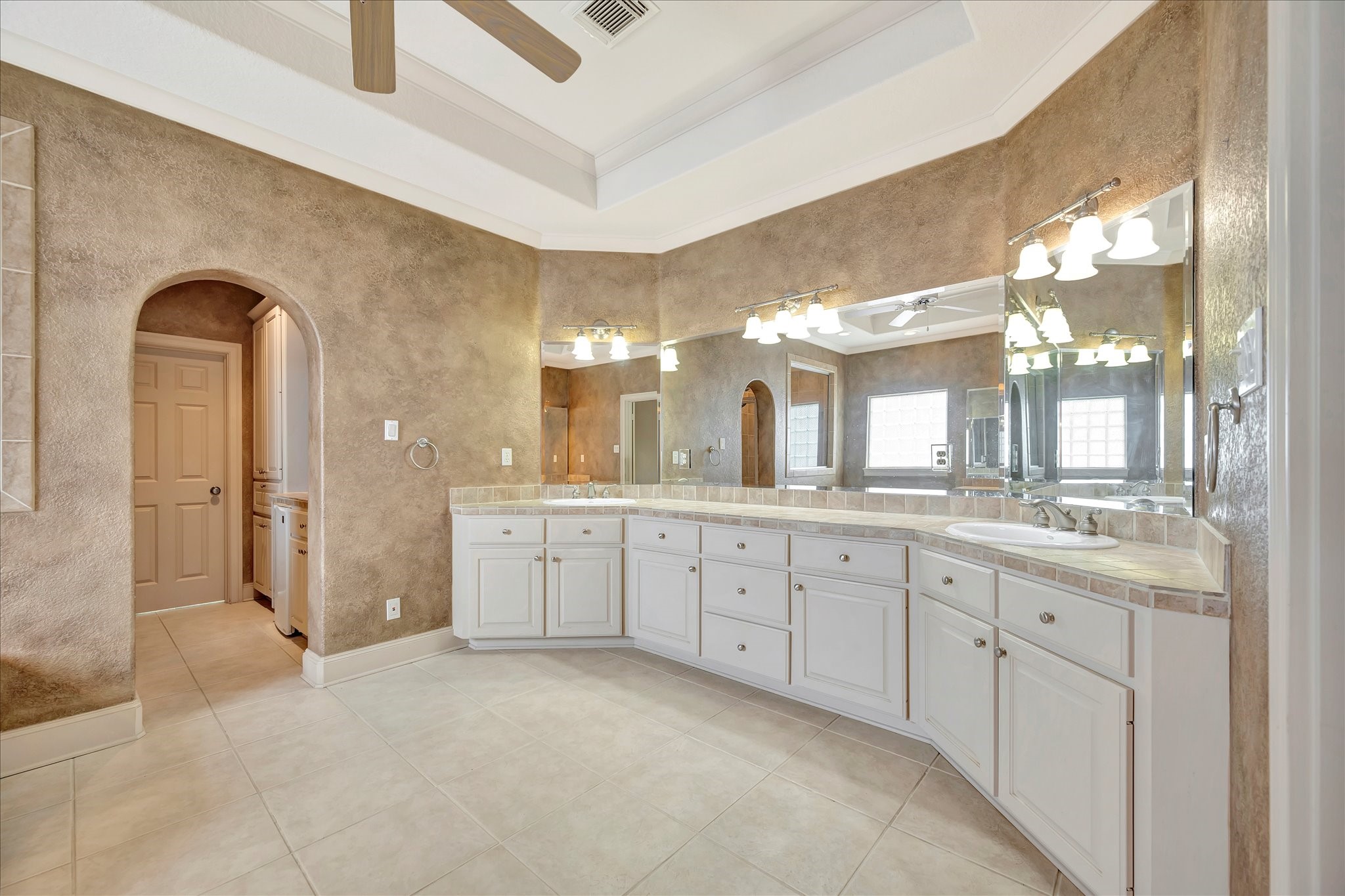 604 Harborside Way Kemah, TX 77565 - Photo 30 of 46