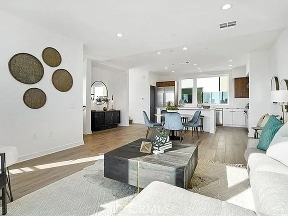 $1,499,980 | 1056 North Joels Place, Los Angeles, CA 90012