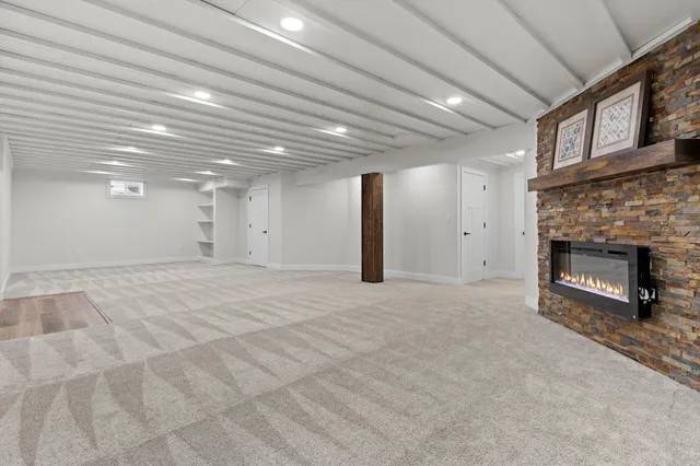 $619,900 | W252-n6642 Aspen Way, Sussex, WI 53089