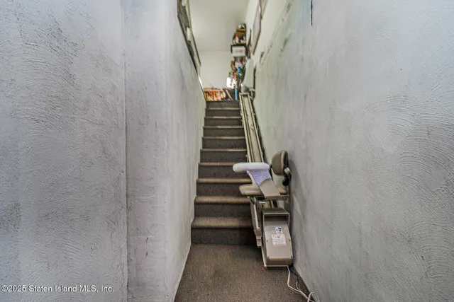 $1,499,000 | 77 Irvington Street | Huguenot