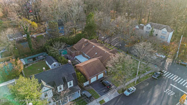$1,499,000 | 77 Irvington Street | Huguenot