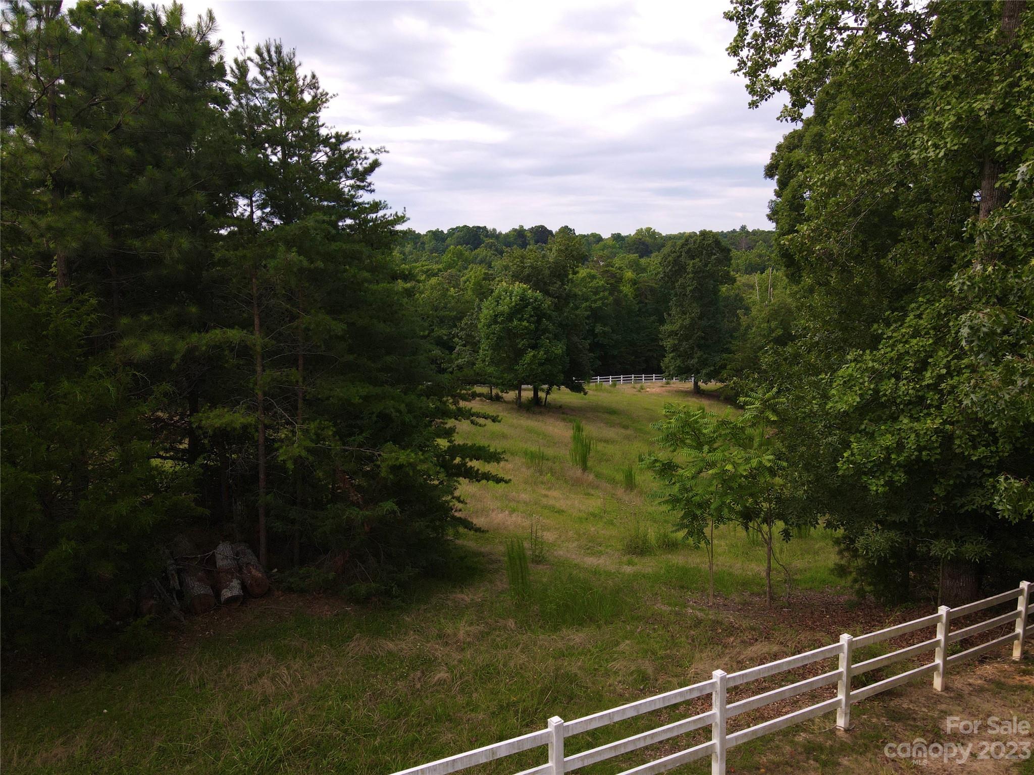2354 Vineyard Road Fort Mill, SC 29708 - Photo 14 of 48 a view of a garden from a balcony