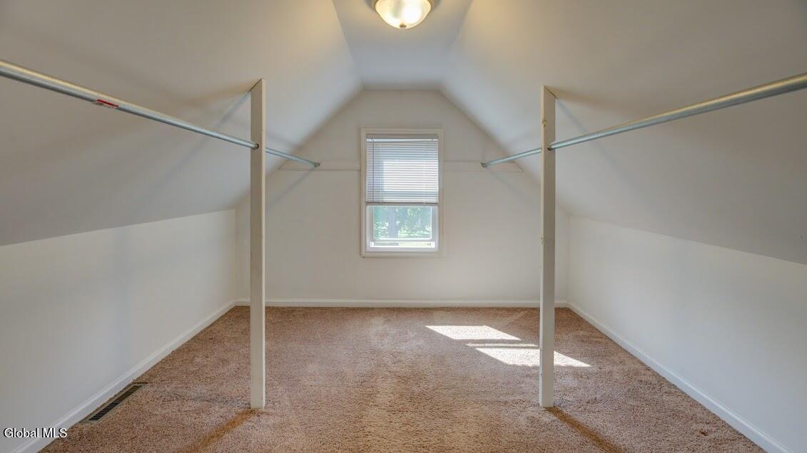 145 Haigh Road Schenectady, NY 12302 - Photo 21 of 42 145 Haigh Rd-15 WI closet