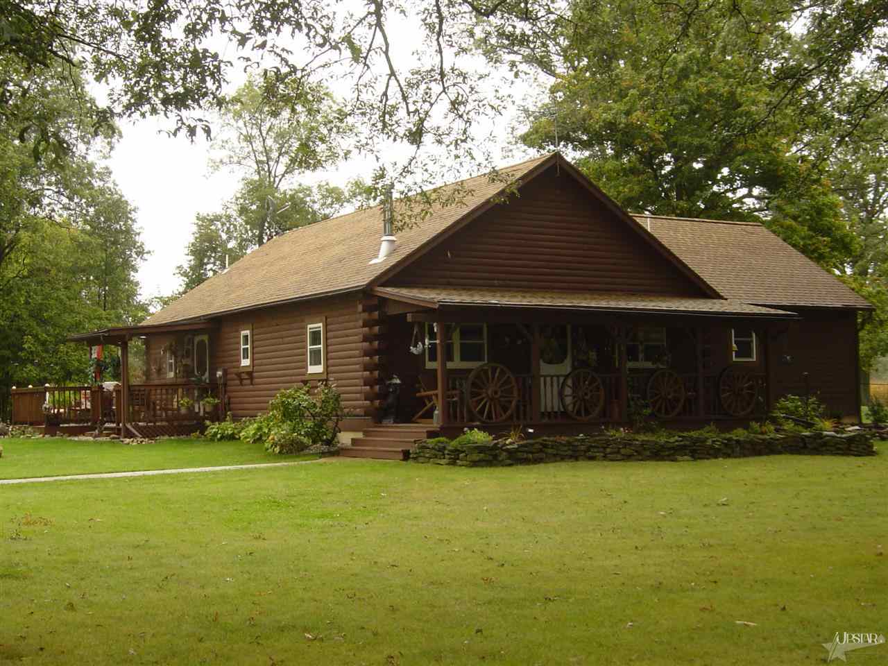 7557 North Meridian Road Uniondale, IN 46791 - Photo 1 of 30