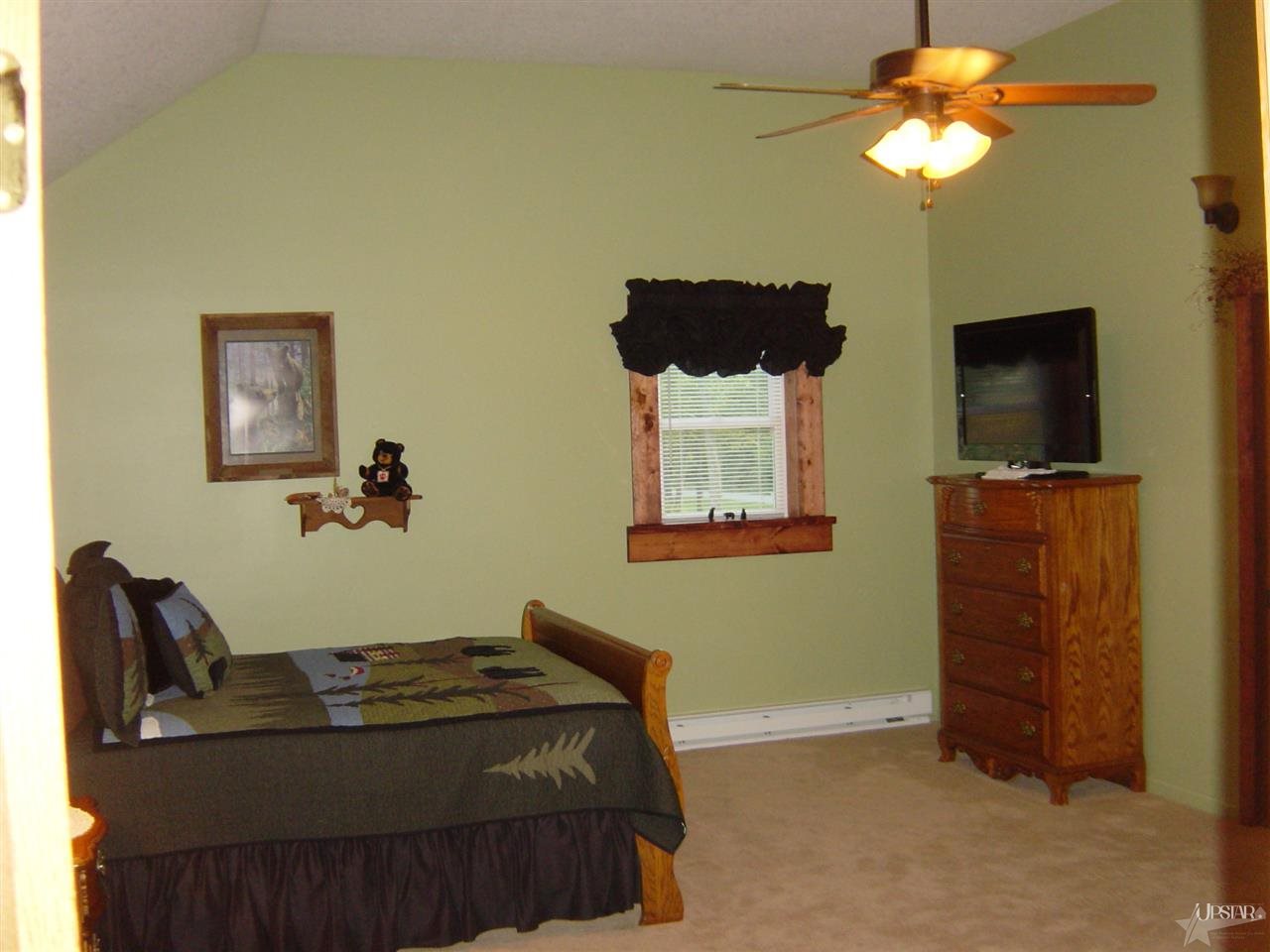 7557 North Meridian Road Uniondale, IN 46791 - Photo 7 of 30
