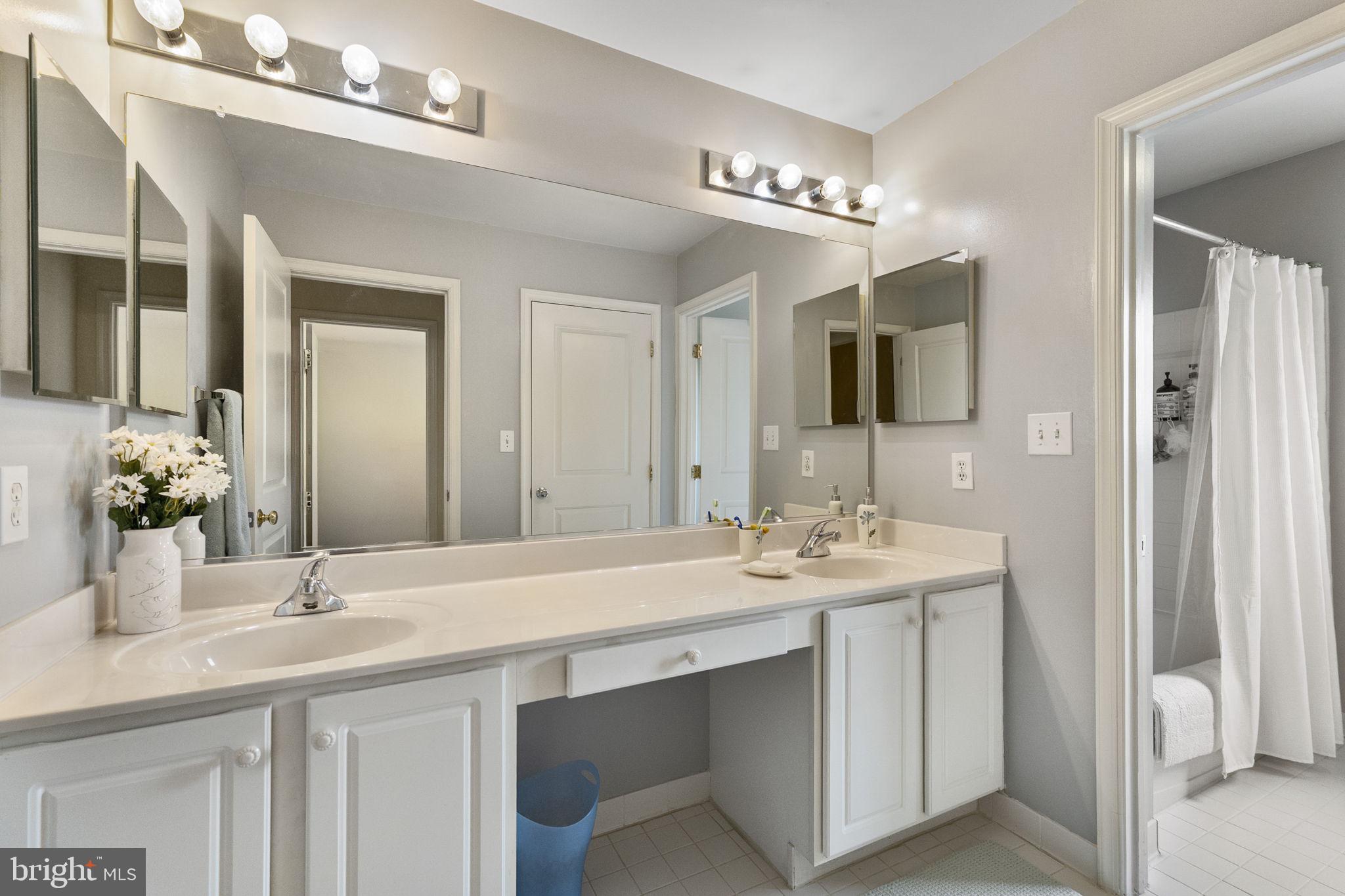 23418 Clarksridge Road Clarksburg, MD 20871 - Photo 25 of 40 Full bath