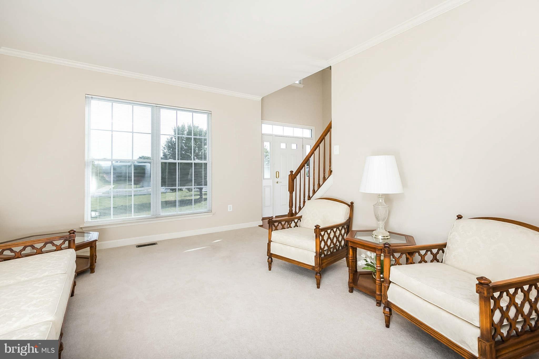8510 Hunt Club Road Thurmont, MD 21788 - Photo 2 of 30 Living Room