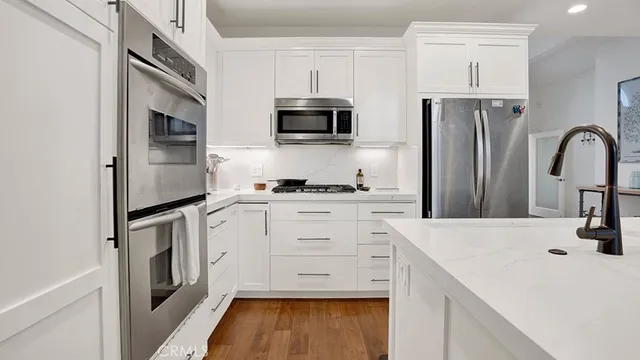 $2,098,000 | 2208 Fortuna, Newport Beach, CA 92660