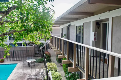 $315,000 | 2133 Donald Drive, Unit 18, Moraga, CA 94556