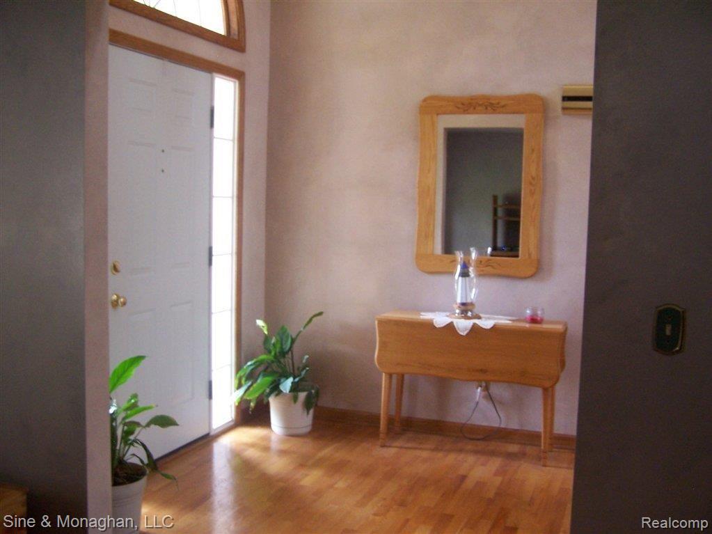 4256 Yankee Road St. Clair, MI 48079 - Photo 14 of 20 100_7735.JPG
