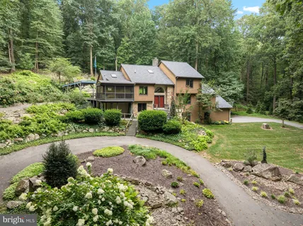 $775,000 | 41 Lyons Run Road, Glenmoore, PA 19343