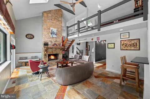 $775,000 | 41 Lyons Run Road, Glenmoore, PA 19343