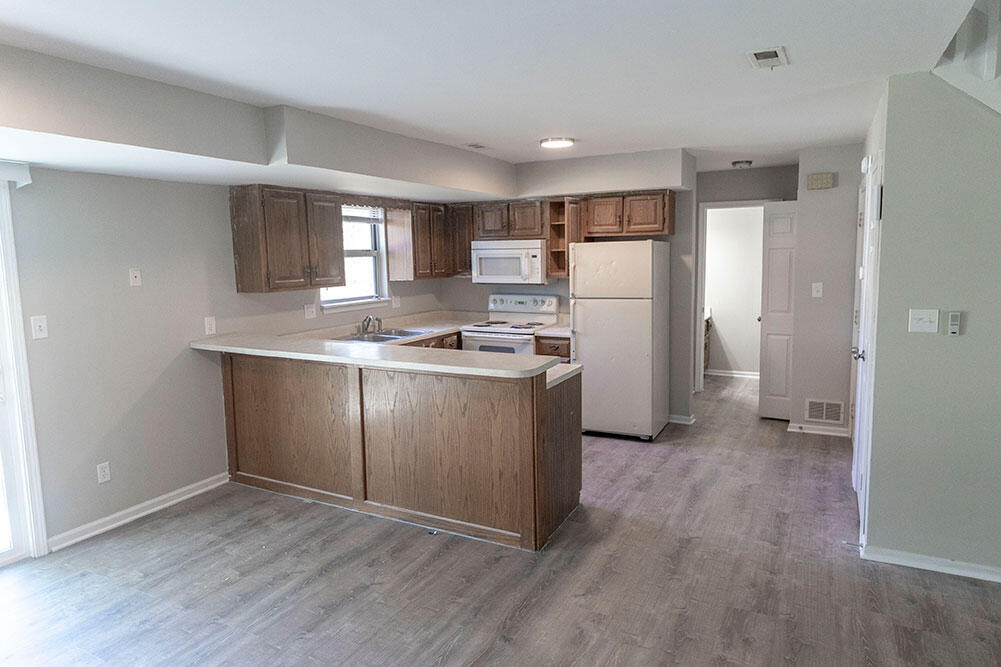 3603 Hermitage Road Columbia, MO 65201 - Photo 5 of 32 04