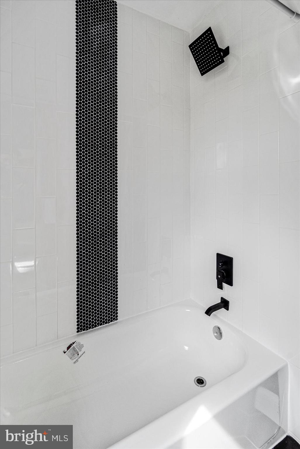 1438 Walker Avenue Baltimore, MD 21239 - Photo 17 of 43