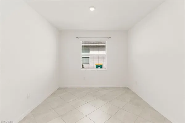 $4,100 | 2525 Kona Way, Naples, FL 34120