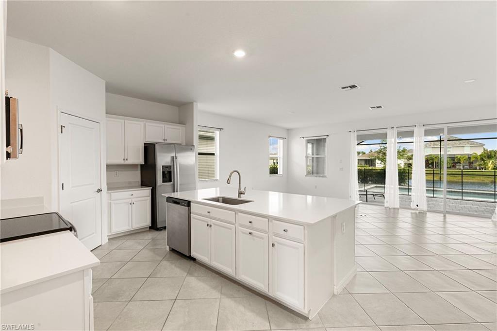 2525 Kona Way Naples, FL 34120 - Photo 2 of 30