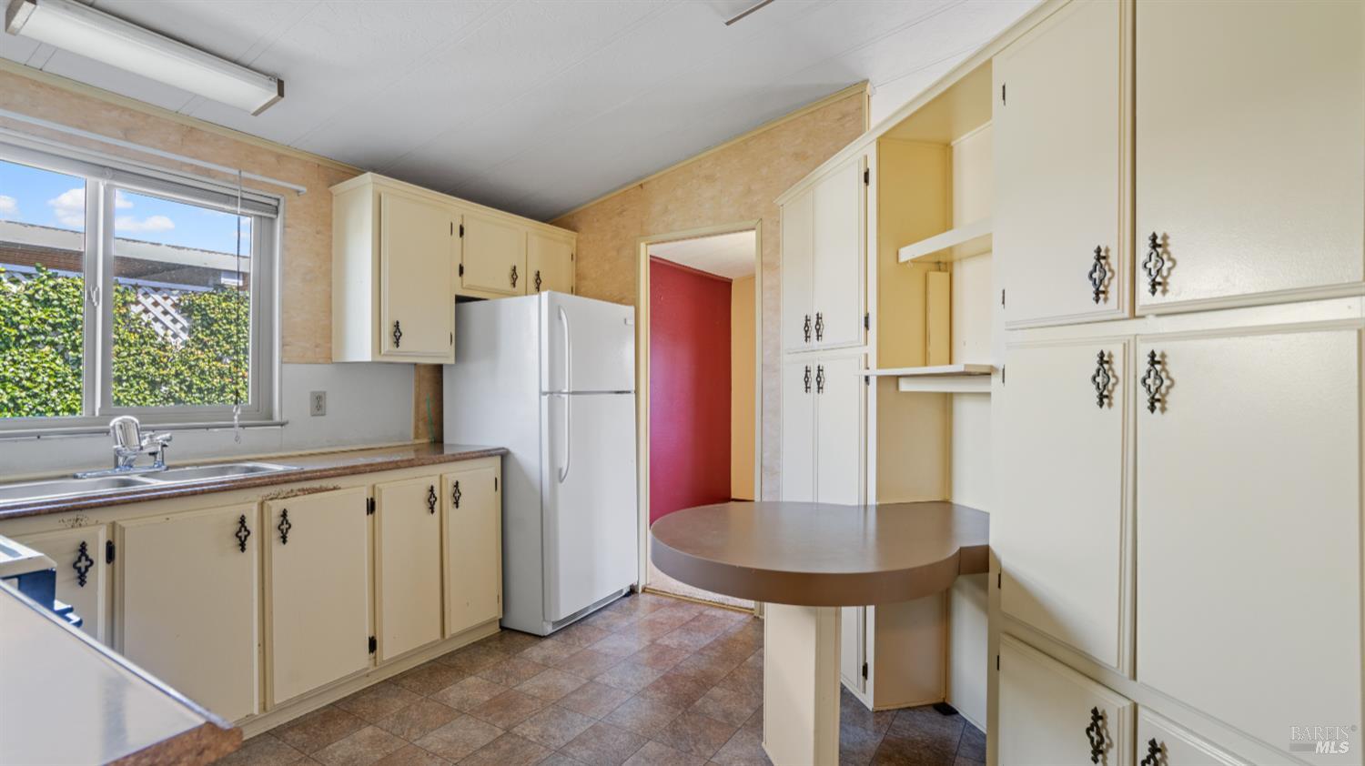 1544 Crown Road Petaluma, CA 94954 - Photo 14 of 27