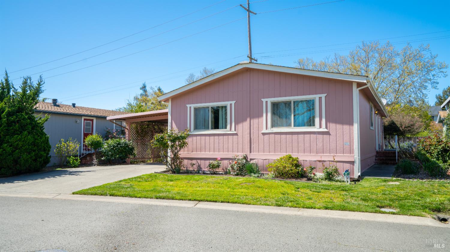 1544 Crown Road Petaluma, CA 94954 - Photo 3 of 27