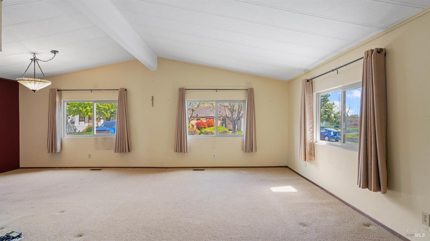 1544 Crown Road Petaluma, CA 94954 - Photo 8 of 27