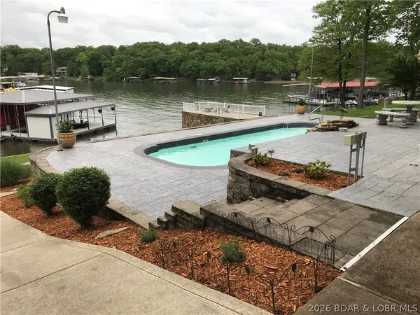 $3,250,000 | 795 Blue Water Bay Drive, Sunrise Beach, MO 65079