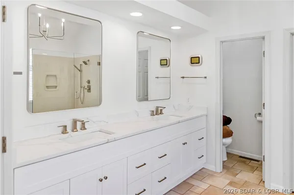 $3,250,000 | 795 Blue Water Bay Drive, Sunrise Beach, MO 65079