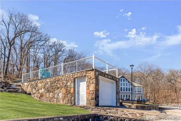 $3,250,000 | 795 Blue Water Bay Drive, Sunrise Beach, MO 65079