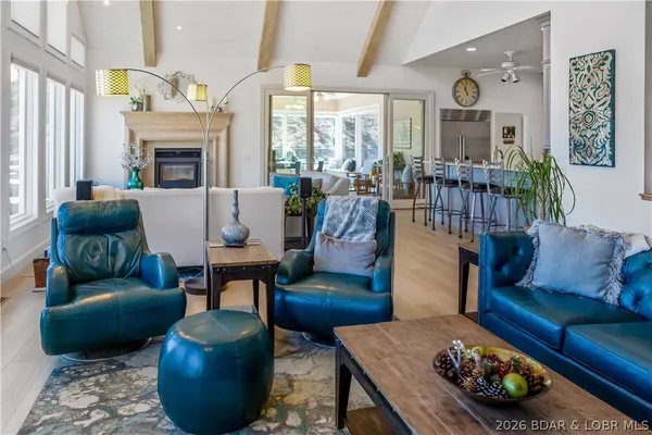 $3,250,000 | 795 Blue Water Bay Drive, Sunrise Beach, MO 65079